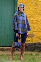 Mucros Weavers Poncho 736