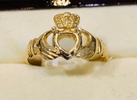 Image for 14K Yellow Gold Claddagh Setting ONLY